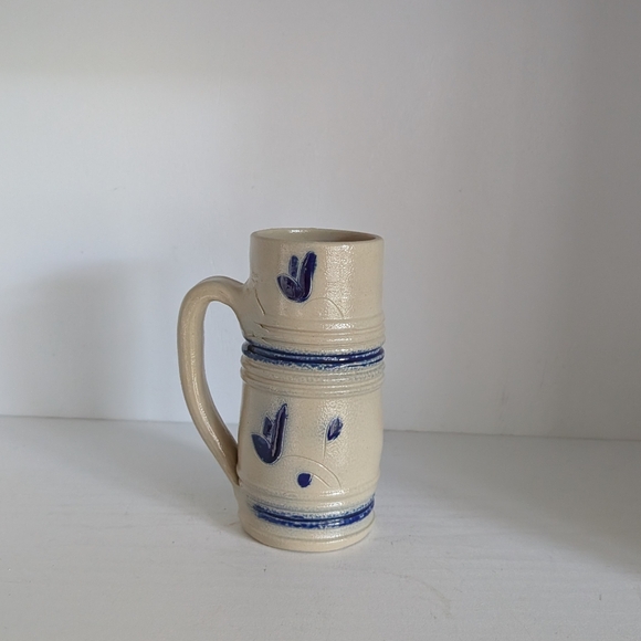 Williamsburg Pottery Stoneware SaltGlazed Tall Heavy Tankard Sapphire BlueFlower - Picture 1 of 6